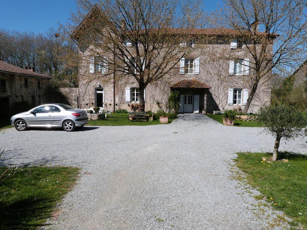 Le Domaine De Panissac Bed & Breakfast Berneuil  Eksteriør bilde