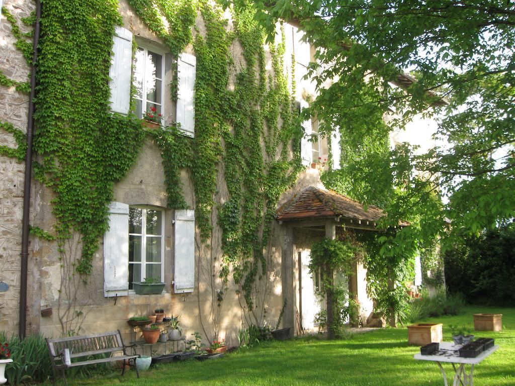 Le Domaine De Panissac Bed & Breakfast Berneuil  Eksteriør bilde