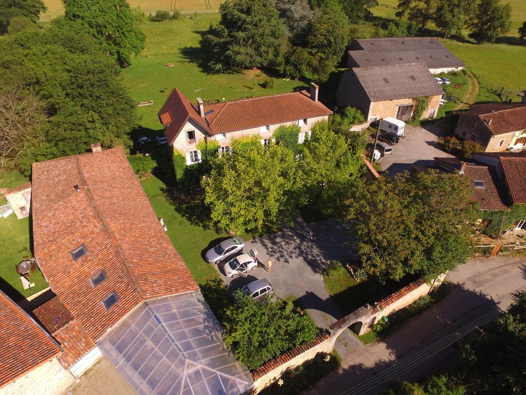 Le Domaine De Panissac Bed & Breakfast Berneuil  Eksteriør bilde